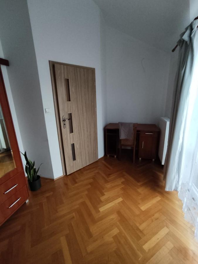 Classic Apartament Metro Kabaty Βαρσοβία Εξωτερικό φωτογραφία
